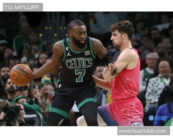 杰伦布朗独力难支28投15中砍下32分却难救球队于水深火热之中